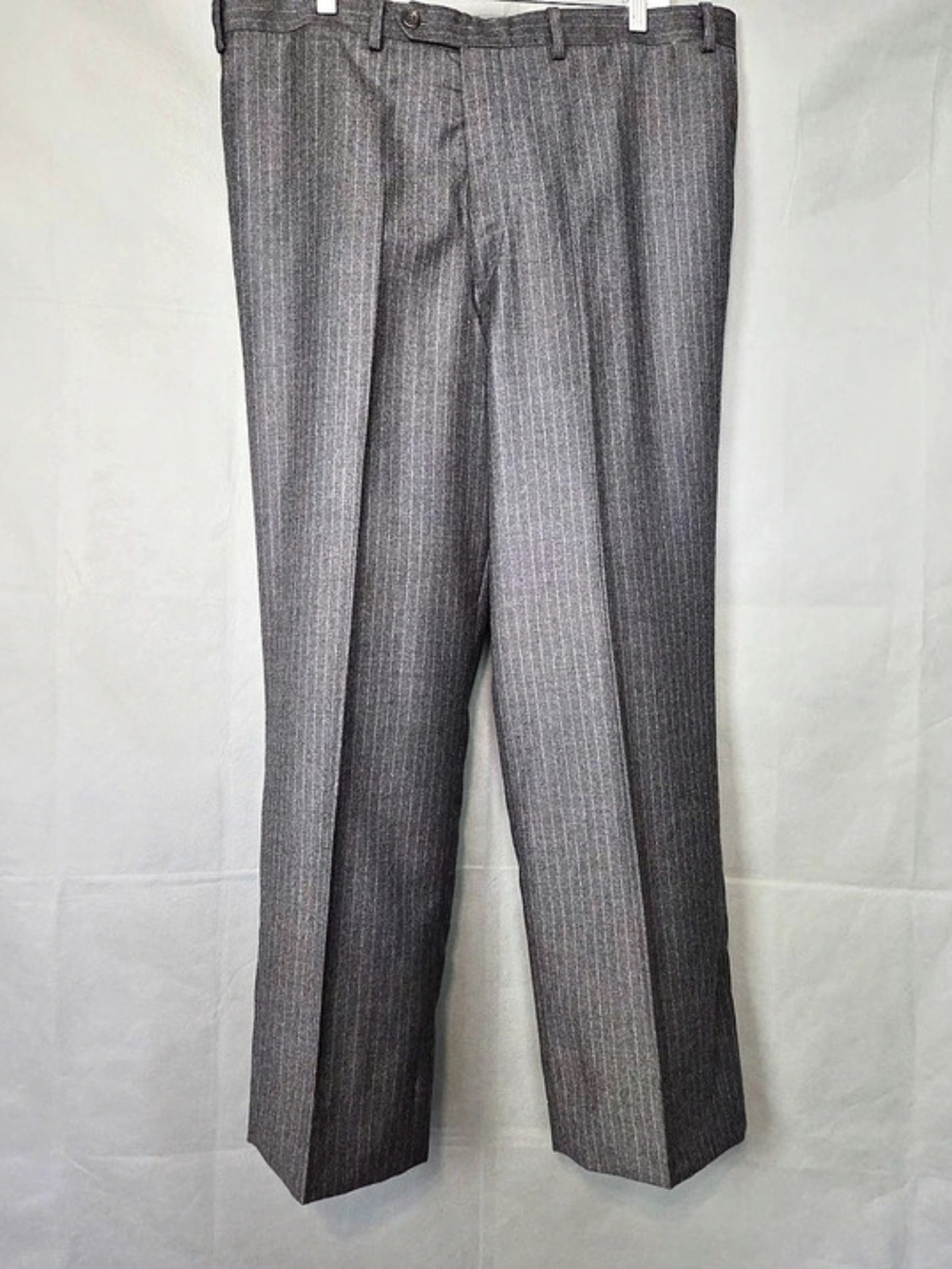 Vintage Men's Gray Pinstripe Wool Dress Trousers – Size 38R